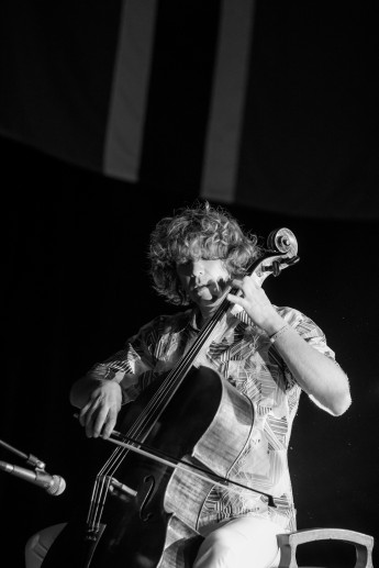 Erich-Oskar-Huetter-Portrait-with-cello-bw